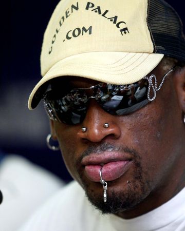 绿帽哥：利物浦高层与斯洛特今日开会，萨拉赫无缘下周欧冠名单（利物浦高层今日会晤斯洛特，萨拉赫无缘下周欧冠大名单）