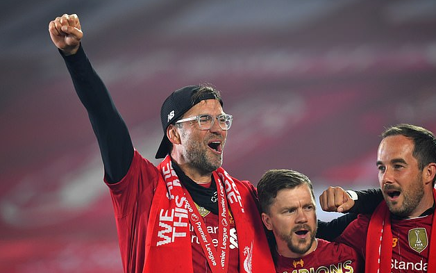 特别的缘分！瓦科与法比奥同年同月同日生，将争夺中超金靴（同年同月同日生的巧合！瓦科与法比奥将上演中超金靴之争）