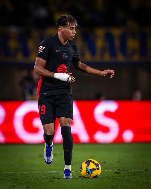 传奇归来！孙兴慜重回热刺！（王者归队：孙兴慜重返热刺）