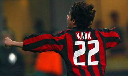 球队赛后合练照片曝光，专注备战