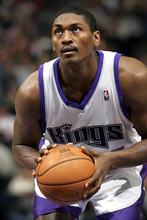 哈登爆砍55分刷新队史纪录 快船客场擒黄蜂终结三连败（哈登轰下55分改写队史纪录，快船客胜黄蜂止住三连败）