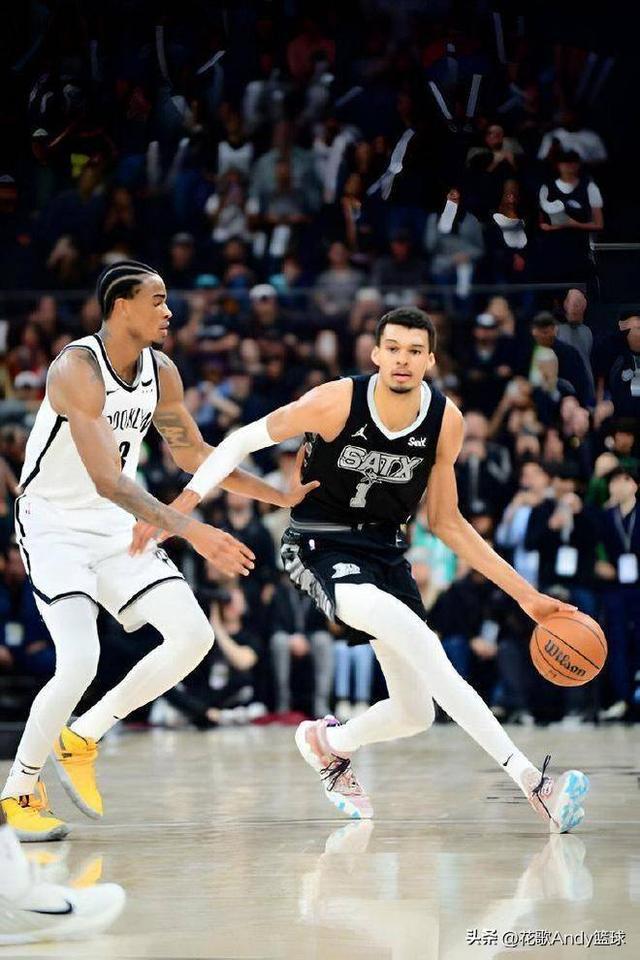 布朗：我们很年轻但每天都在进步，谁都不能低估我们（布朗：虽年轻却日益精进，别再小看我们）